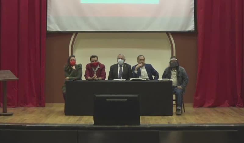 UAQ presenta hemeroteca digital El Nuevo Amanecer de Querétaro en campus SJR
