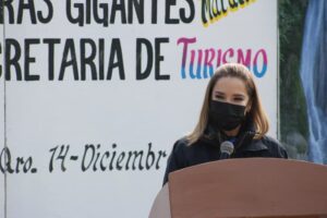 Fueron entregadas letras monumentales a la comunidad de Maravillas, San Joaquín