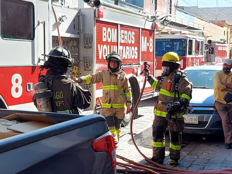 Incendio en vecindad pone al descubierto pirotecnia almacenada en SJR