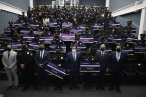 Luis Nava anuncia nuevos apoyos para las y los policías del municipio de Querétaro 1 Luis Nava anuncia nuevos apoyos para las y los policías del municipio de Querétaro