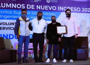 UTEQ reconoció apoyos otorgados a estudiantes por parte de gobierno de Querétaro