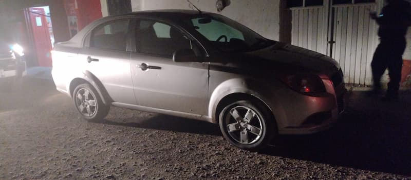 Policías de SJR recuperan 2 autos con reporte de robo en mpio de Querétaro y CDMX