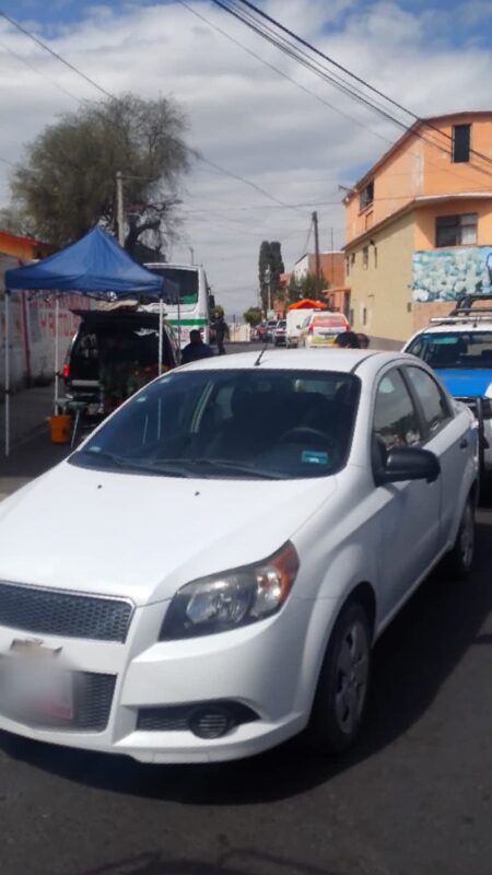 SSPM-SJR recupera auto con reporte de robo, en zona centro