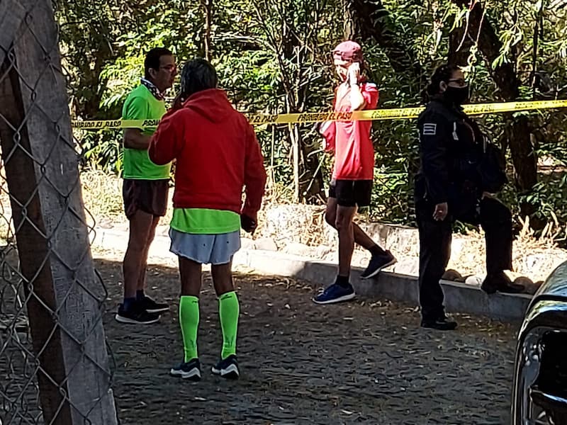 Cae camioneta a Río San Juan en Paso de los Guzmán