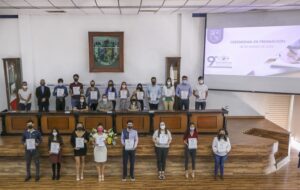 UAQ realiza premiación del 9º Encuentro de Jóvenes Investigadores de Querétaro