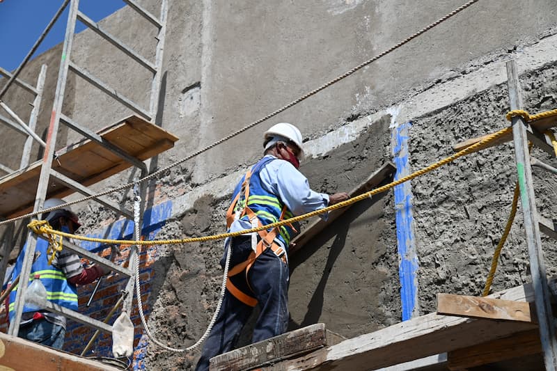 Avanza rehabilitación del mercado Benito Juárez en San Juan del Río