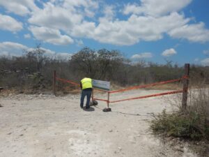 Clausuran banco de materiales en Arroyo Seco