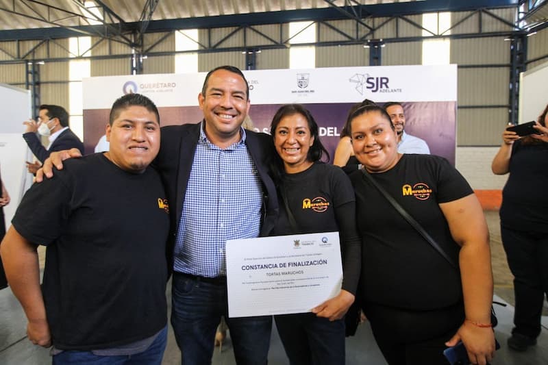 Ofertaron 900 trabajos durante Feria del Empleo en San Juan del Río