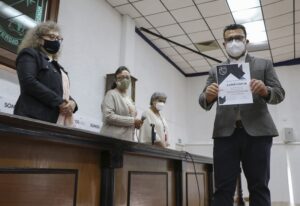 UAQ reconoce labor universitaria para la acreditación CIEES 1 UAQ reconoce labor universitaria para la acreditación CIEES