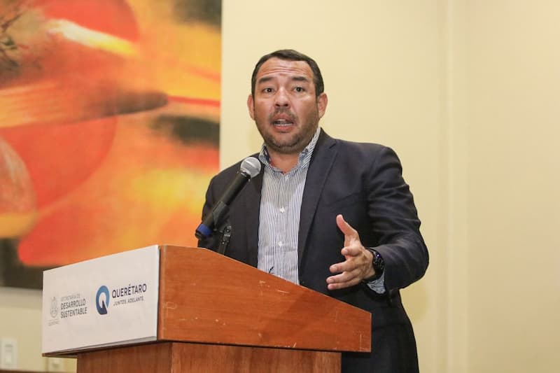 Roberto Cabrera reconoce ordenamiento legal de agua potable en Querétaro 1 Roberto Cabrera reconoce ordenamiento legal de agua potable en Querétaro