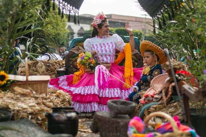 Es Claudia Osornio de El Sitio La Flor más Bella del Campo 2022