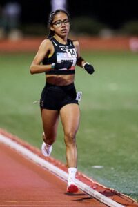 Queretana Daniela Torres finaliza en top 10 de la Boston Athletic Association