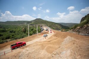 Mauricio Kuri supervisa avance de obras en municipio de Corregidora