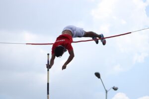 Querétaro fue sede del evento urbano de salto con garrocha