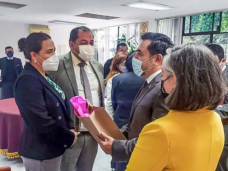 Reciben en Amealco a brigadistas de servicio social del IPN