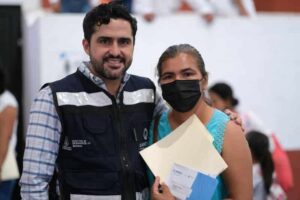SEDESOQ entregó apoyos a jefas de familia en la Sierra Queretana