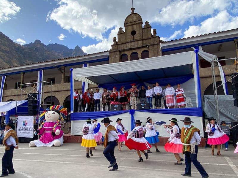 Se fortalece turismo de Amealco con hermanamiento a Calca, Perú