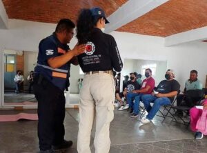 Brigadistas comunitarios de Tequisquiapan reciben capacitación de Protección Civil