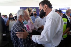 Mauricio Kuri asistió a presentación de Somos Querétaro, Contigo Prevenimos