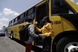 Reinicia actividades programa de Transporte Escolar Gratuito y Universitario en mpio de Querétaro