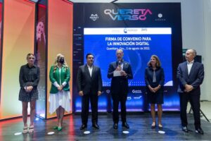 SEDESU y Amazon Web Services firman convenio para la innovación digital en Querétaro