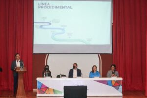 San Juan del Río establecerá acciones en favor de los jóvenes: Roberto Cabrera 1 San Juan del Río establecerá acciones en favor de los jóvenes Roberto Cabrera