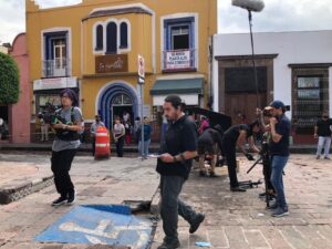 Se graban escenas de la película "Sara, amor y revolución" en el centro de San Juan del Río