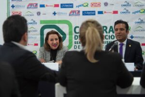 Secretaria de Gobierno se reúne con integrantes de la CANACO Querétaro