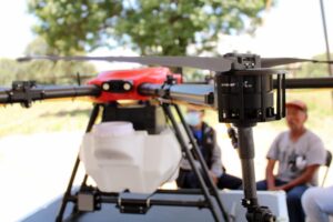 Unidad de Riego San Pablo de Tolimán recibe dron por parte de SEDEA