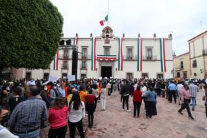 Gobierno de Querétaro reconoce a personas e instituciones dedicadas a proteger la vida de los demás