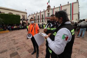 Gobierno de Querétaro reconoce a personas e instituciones dedicadas a proteger la vida de los demás