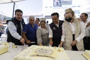 Luis Nava asiste a celebración por el 58 aniversario del Mercado Escobedo