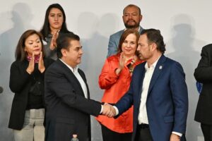 Mauricio Kuri asistió al IV informe del alcalde de Tequisquiapan