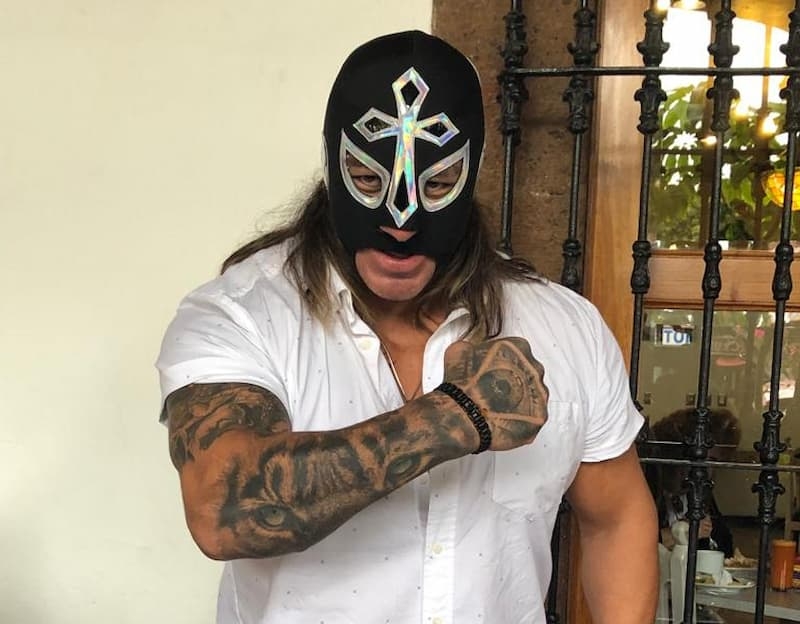 Luchador que participará en la función de lucha libre en SJR