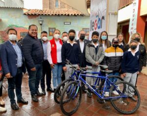 USEBEQ entregó bicicletas del programa “Ayúdame a llegar” en municipios de Querétaro