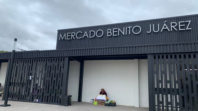Analizan extensión del Mercado Juárez de San Juan del Río tras renovación