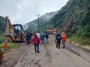 Implementaron operativo interinstitucional para atender deslave en Pinal de Amoles