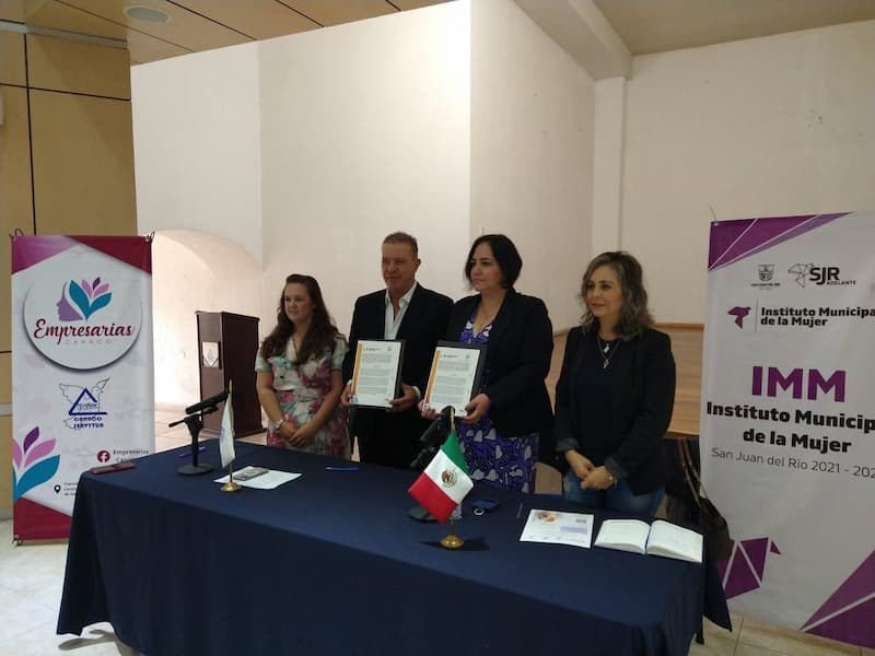 Instituto de la Mujer SJR firmó 19 convenios para ofrecer servicios de salud, educativos y legales