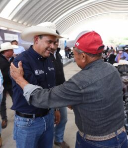 Productores agropecuarios de Corregidora reciben apoyo por parte de SEDEA