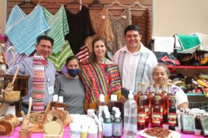 Querétaro muestra su riqueza cultural en el Tianguis de Pueblos Mágicos 2022