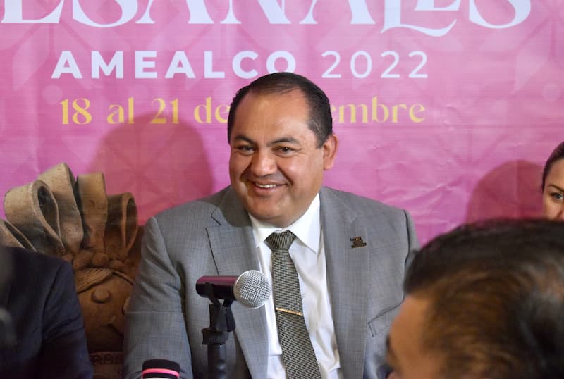 René Mejía presentó el 10º Festival Nacional de Muñecas Artesanales Amealco 2022