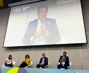 UTSJR y UPSRJ participan en Cumbre Global de Educación en Colombia