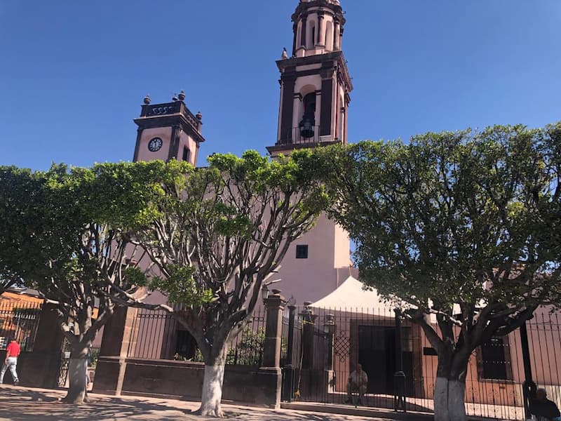 Finaliza rehabilitación del templo Sacramontes en el Centro de San Juan del Río