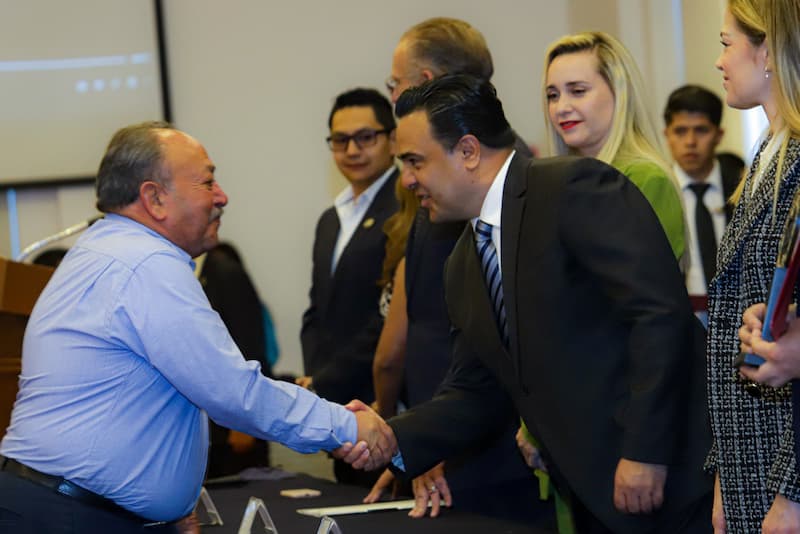Luis Nava asiste a entrega de distintivo Empresa Socialmente Responsable 2022 1 Luis Nava asiste a entrega de distintivo Empresa Socialmente Responsable 2022