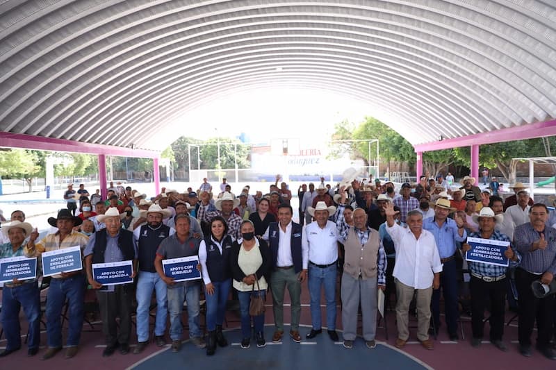 Productores de Pedro Escobedo reciben 11 MDP en implementos agrícolas