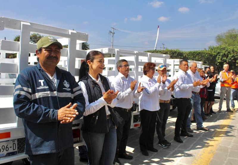 Tequisquiapan adquiere vehículos utilitarios