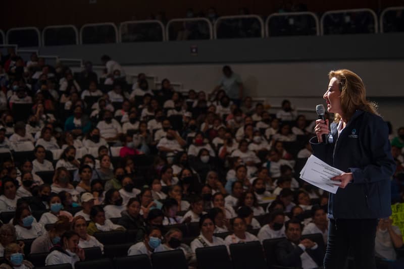 Tarjeta Contigo beneficia a más de 3 mil mujeres de la capital queretana