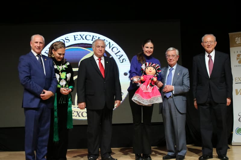 Querétaro gana dos premios Excelencias Turísticas en FITUR (1)