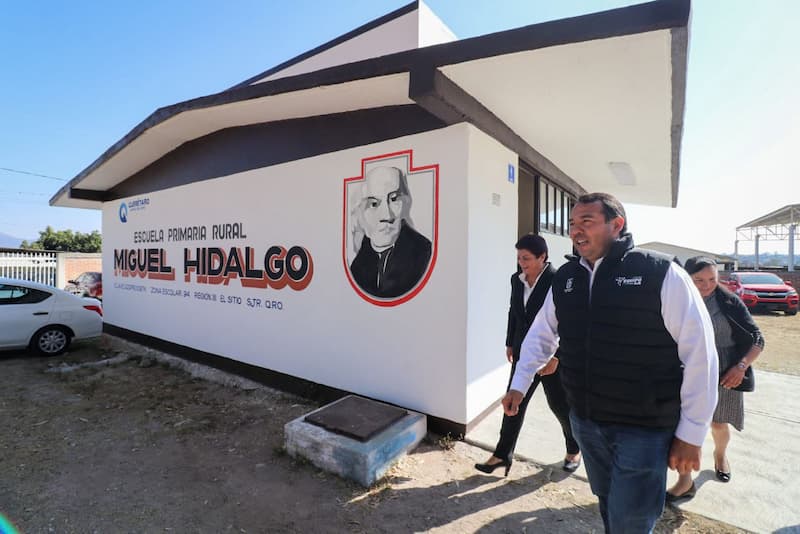 Municipio construirá 2 techumbres en escuelas de El Sitio, San Juan del Río