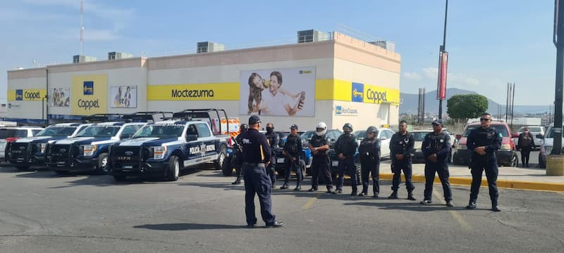 Policías en San Juan del Río ganan 14 mil pesos mensuales: Roberto Cabrera